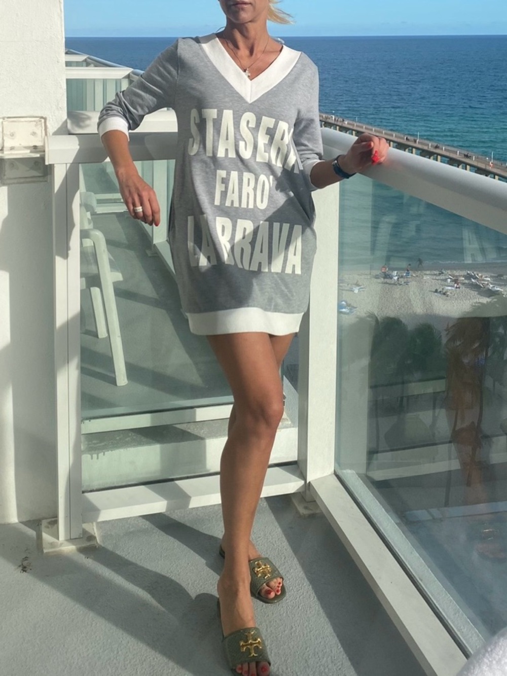 Anel Grey & White V-Neck Graphic dress-Tunic